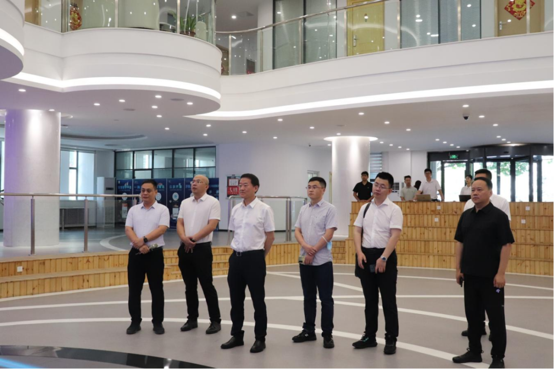 省尊龙凯时集团：“四个导向” 推动调查研究提质增效