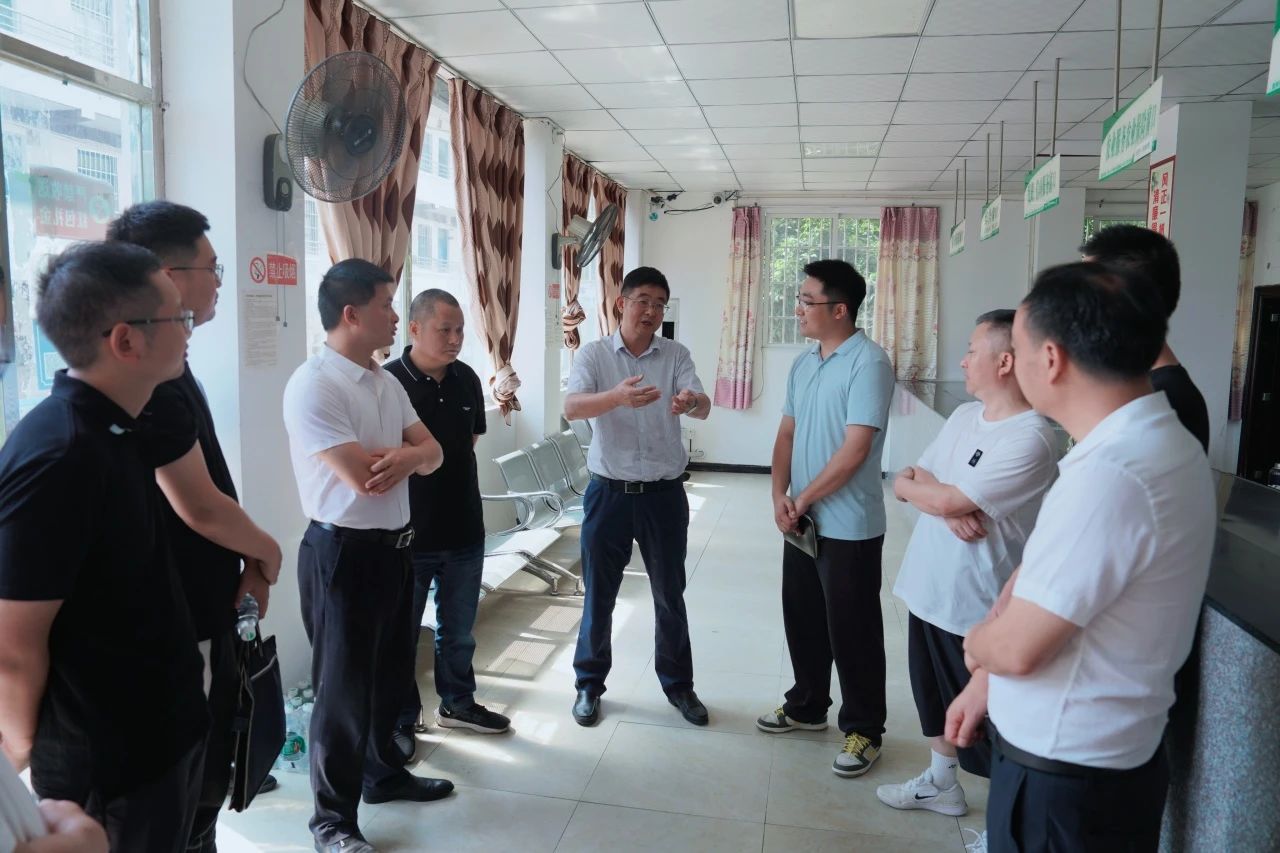 许东明赴南充市嘉陵区、巴中市通江县调研督导定点帮扶和托底性帮扶工作